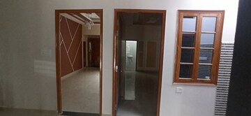 Room in 3 BHK Villa at Chinhat – for Sale