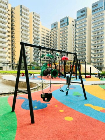 Gym in 4 BHK Apartment at Azeagaia Botanica, Vrindavan Yojna – for Sale