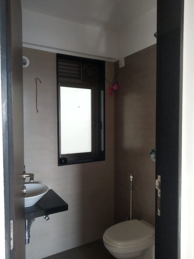Bathroom, shree-krishna-eastern-winds 1 Bedroom 471 Sq.Ft. Apartment In Kurla East Mumbai 7304344