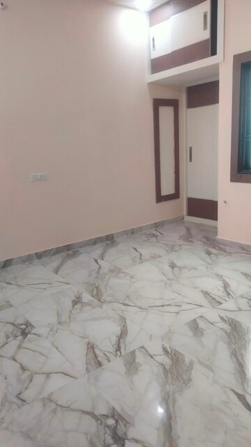 Room in 2 BHK Independent House at Faizabad Road – for Sale