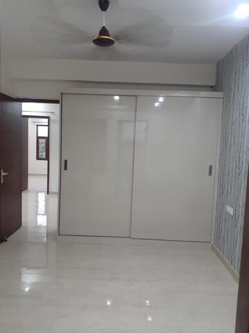 Room in 3 BHK Builder Floor at Peer Mucchalla – for Sale