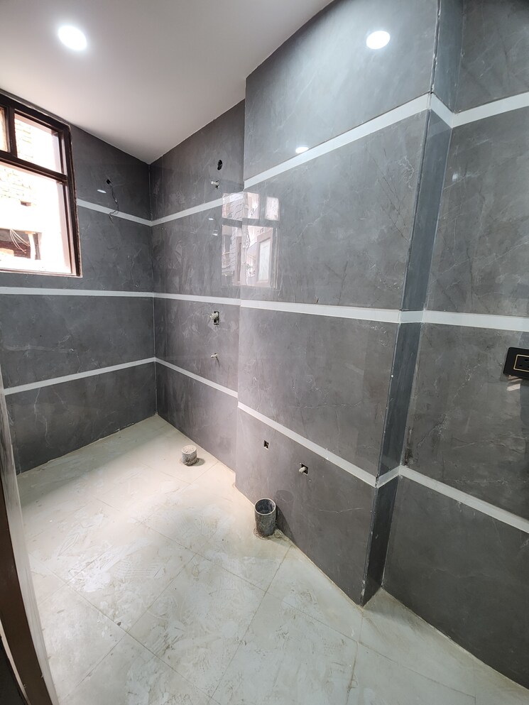 undefined, chattarpur 4 Bedroom 1350 Sq.Ft. Builder Floor In Chattarpur Delhi 7304774