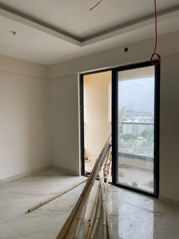 Room in 3 BHK Apartment at Amit Ved Vihar, Kothrud – for Sale