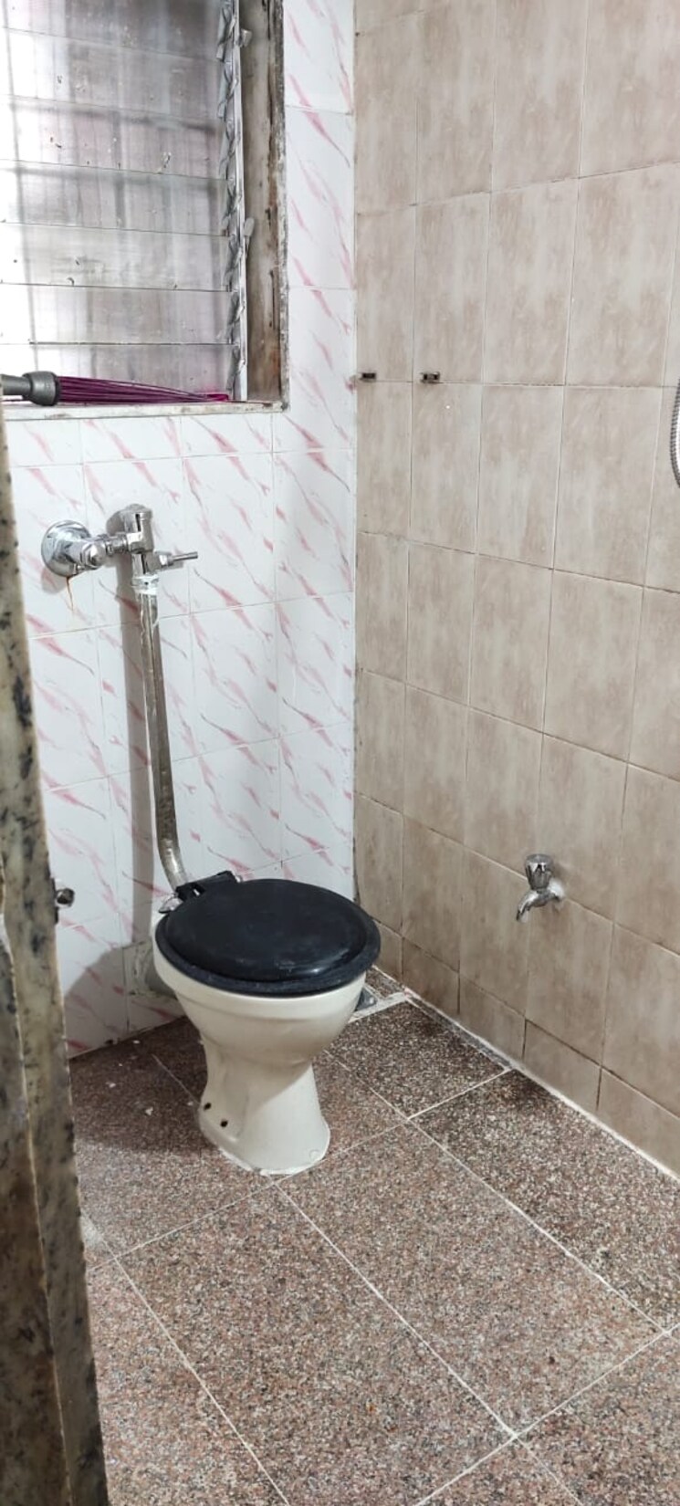 Bathroom, srishti-complex-powai 1 Bedroom 615 Sq.Ft. Apartment In Powai Mumbai 7304870