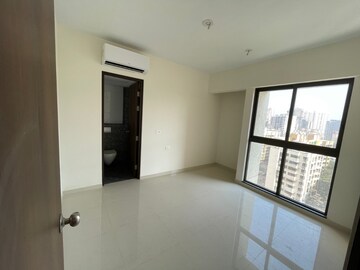 Bedroom in 1 BHK Apartment at Lodha Casa Maxima, Mira Road East – for Sale