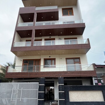 4 BHK Builder Floor For Sale in Sector 85