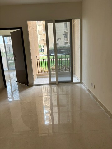 Room in 2 BHK Apartment at Signature Global Orchard Avenue, Sector 93 – for Sale