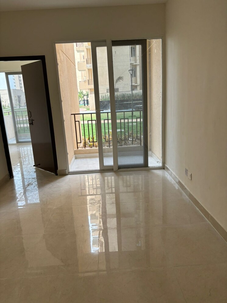 Room, signature-global-orchard-avenue 2 Bedroom 627 Sq.Ft. Apartment In Sector 93 Gurgaon 7305302