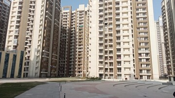 2.5 BHK Apartment – Exterior View View at Amrapali Golf Homes, Sector 4, Greater Noida - for Sale