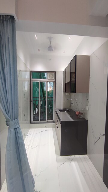 Furnished Amenities in 2 BHK Apartment at Agarwal And Doshi Complex, Vasai West – for Sale