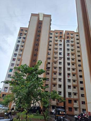 रेसिडेन्शियल फ्लॅट वर्ग फुट फॉर रेंट इन घनसोळी नवी मुंबई  7305526