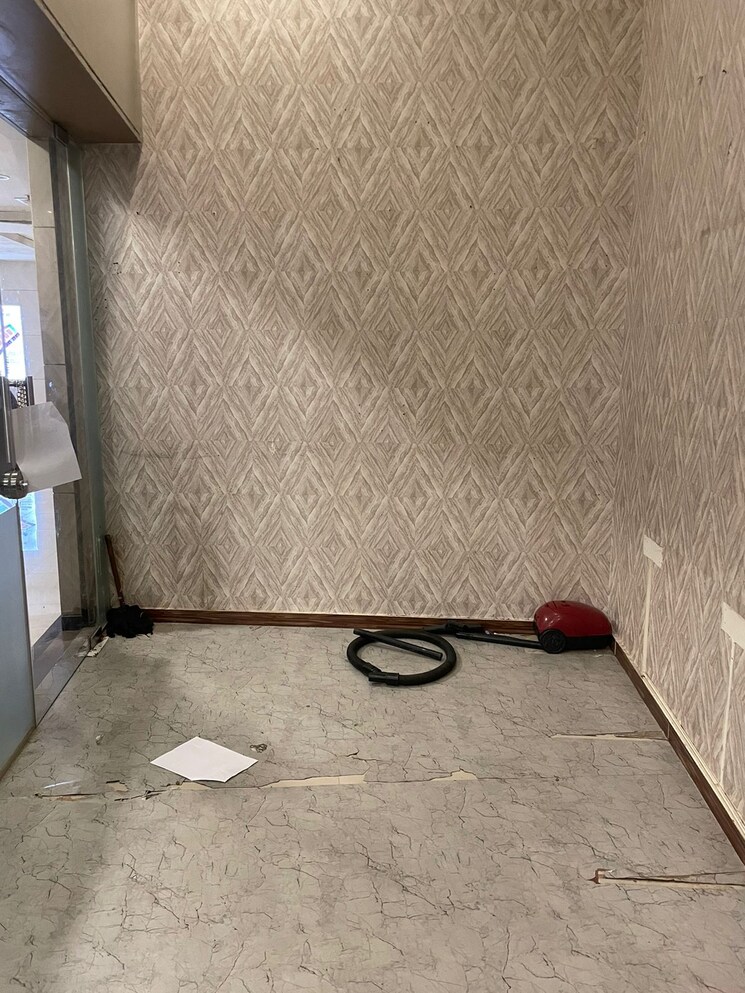 Bathroom, rustomjee-eaze-zone-mall Commercial Office Space 186 Sq.Ft. In Malad West Mumbai 7305720