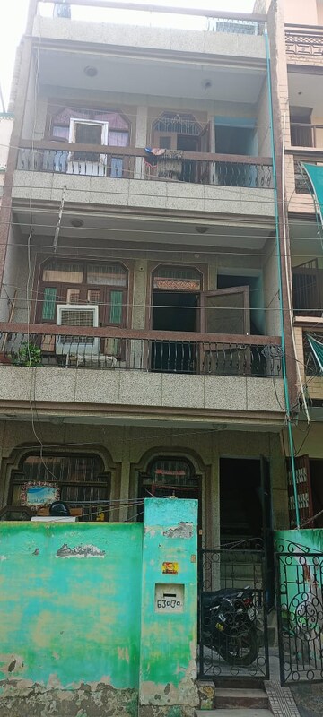 4 BHK Independent House – Exterior View View at RPS Paras Apartments, Sector 30 - for Sale