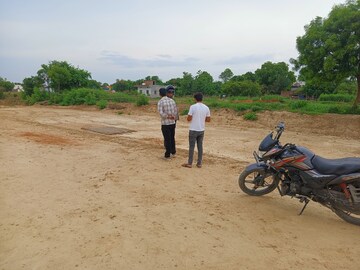  Plot – Exterior View View at Shivpur - for Sale