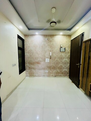 2 BHK Builder Floor For Rent in Dwarka Mor