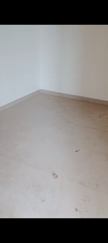 Room in 2 BHK Apartment at MCC Signature Heights, Raj Nagar Extension – for Sale