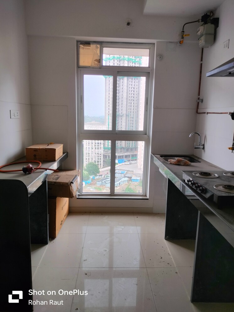 Kitchen, godrej-emerald 1.5 Bedroom 510 Sq.Ft. Apartment In Ghodbunder Road Thane 7306237