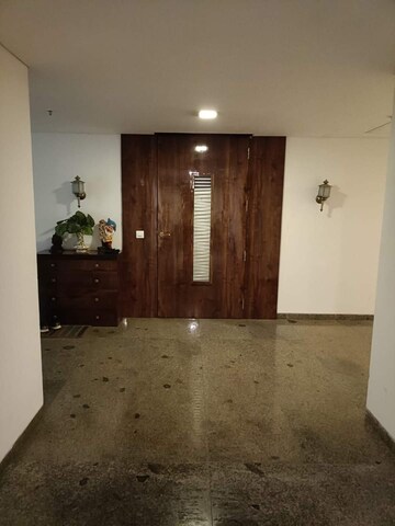 Room in 5 BHK Apartment at Panchshil One North, Magarpatta City – for Sale