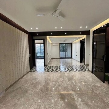 5 BHK Apartment For Sale in Ambience Island Lagoon, Sector 24