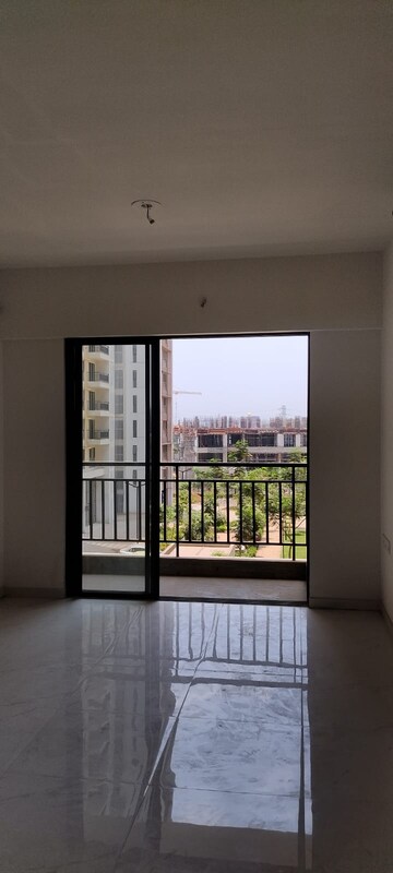 Room in 2 BHK Apartment at Runwal My City, Dombivli East – for Sale