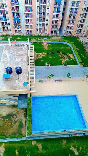 2 BHK Apartment For Sale in KLJ Platinum Heights, Sector 77