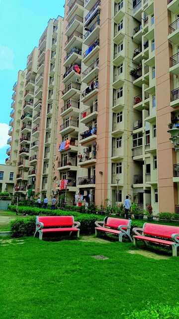 2 BHK Apartment – Exterior View View at KLJ Platinum Heights, Sector 77 - for Sale