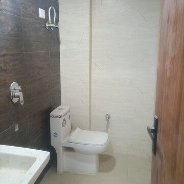 Bathroom in 6+ BHK Builder Floor at Noida Expressway – for Sale