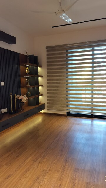 Room in 4 BHK Builder Floor at Ansal Sushant Lok I, Sector 43 – for Sale