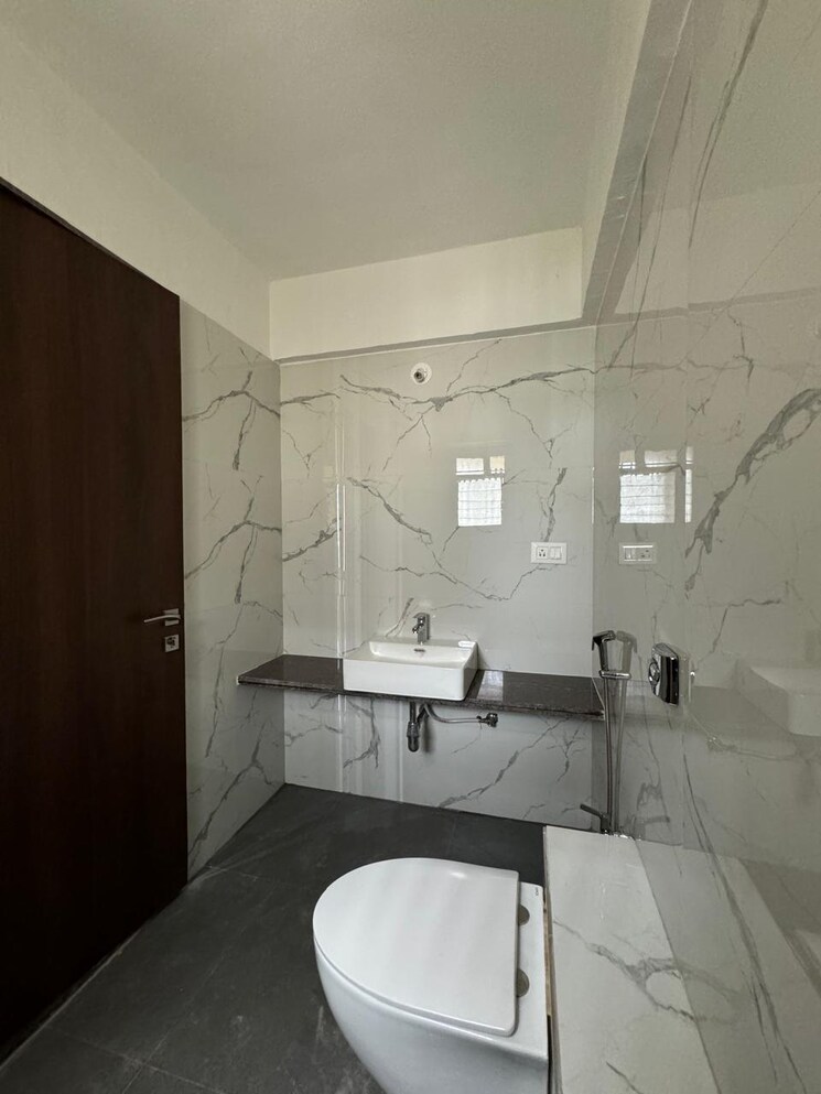Bathroom, sai-vihar-residency 2 Bedroom 950 Sq.Ft. Apartment In Pashan Sus Road Pune 7307068