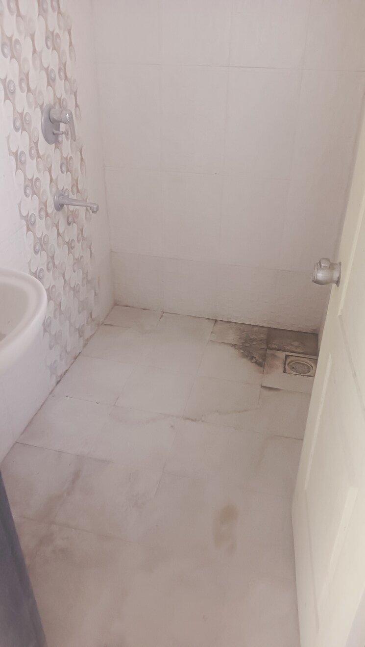 Bathroom, sai-silver-hill 1 Bedroom 620 Sq.Ft. Apartment In Undri Pune 7307293