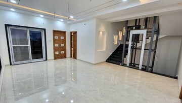 Room in 5 BHK Villa at Sainikpuri – for Sale