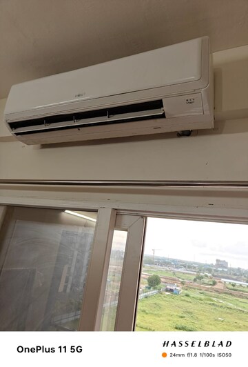 Furnished Amenities in 2 BHK Apartment at Signature Global Orchard Avenue, Sector 93 – for Sale