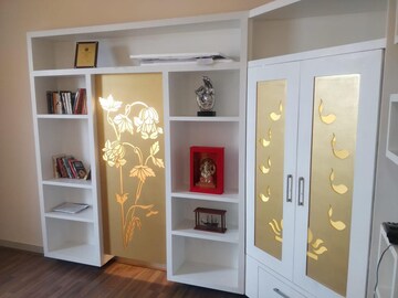 Furnished Amenities in 3 BHK Apartment at Parsvnath Green Ville, Sector 48 – for Sale