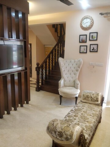 Living Room in 3 BHK Apartment at Parsvnath Green Ville, Sector 48 – for Sale