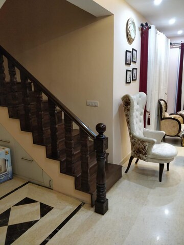Staircase in 3 BHK Apartment at Parsvnath Green Ville, Sector 48 – for Sale