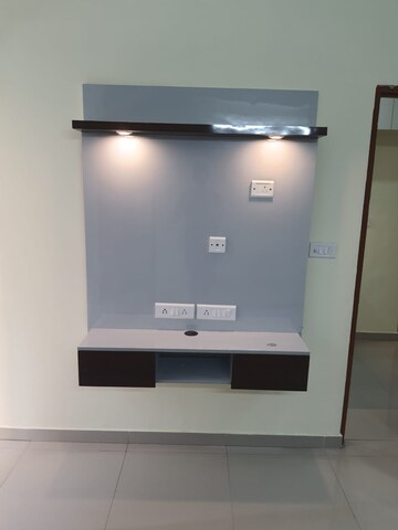 Furnished Amenities in 2 BHK Apartment at Signature Global Synera, Sector 81 – for Sale