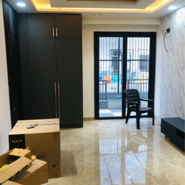 Living Room in 3 BHK Builder Floor at Uppal Southend, Sector 49 – for Sale