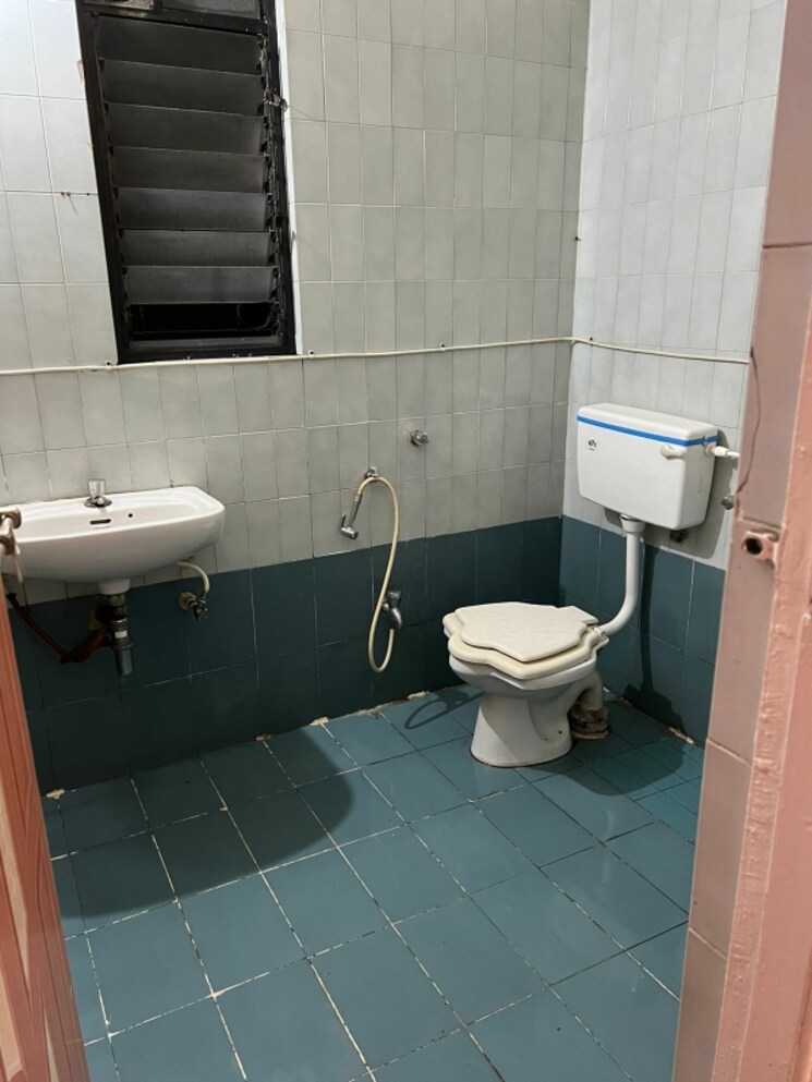 Attached Bathroom, todkar-garden 2 Bedroom 1100 Sq.Ft. Apartment In Bibwewadi Pune 7308517