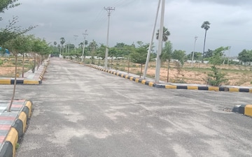 Plot For Sale in Hari Bowli