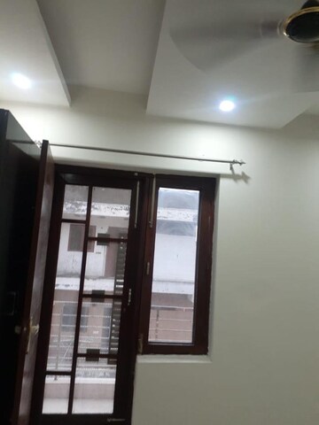 Room in 3 BHK Builder Floor at Peer Mucchalla – for Sale