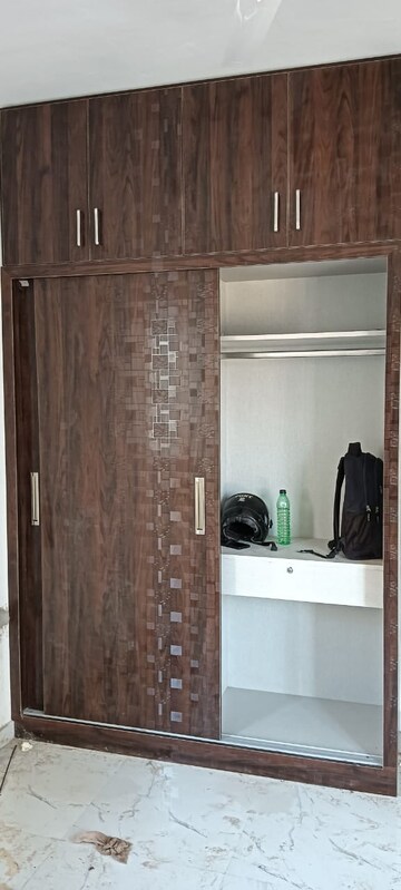 Furnished Amenities in 2 BHK Apartment at Signature Global Synera, Sector 81 – for Sale