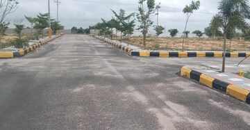  Plot For Sale in Isnapur