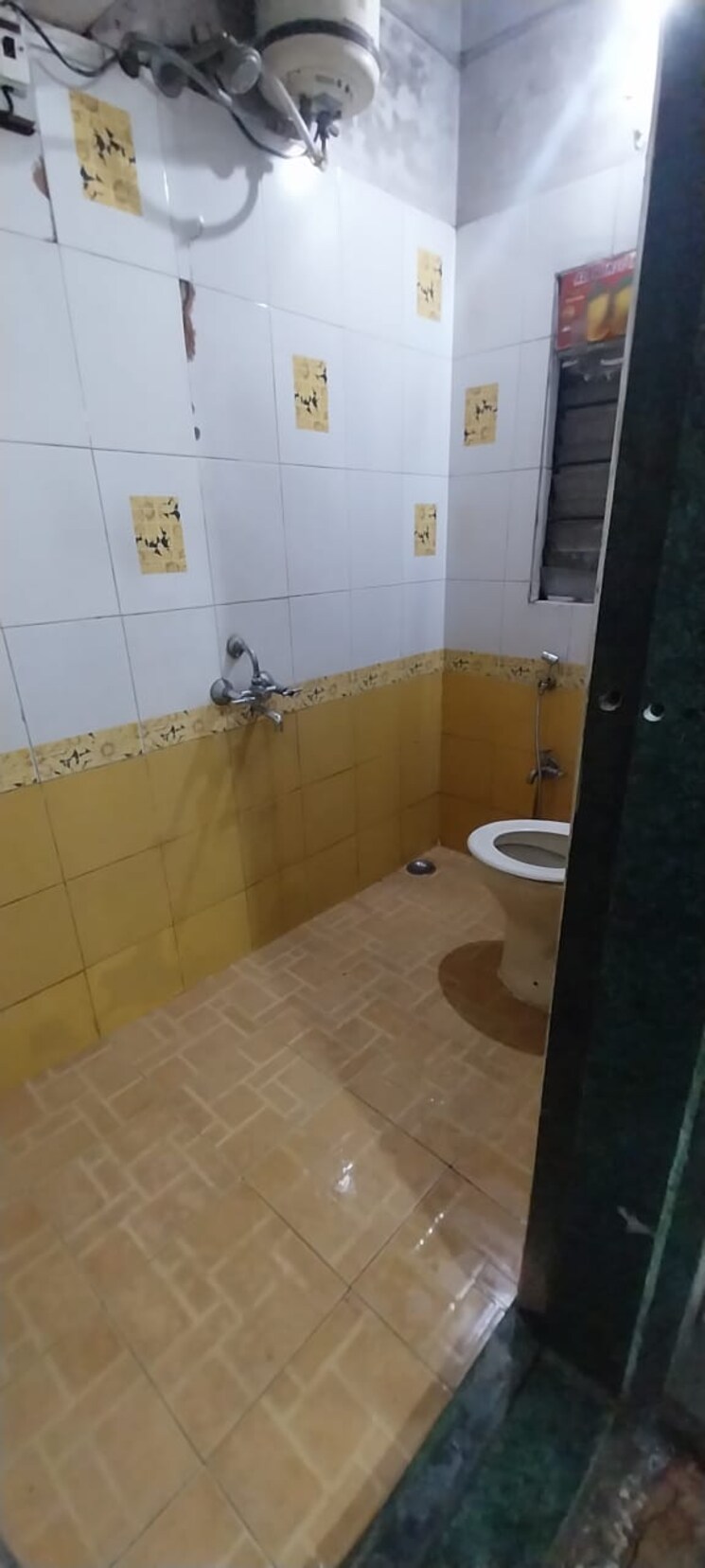 Bathroom, himalayan-heights-fatima-nagar 1 Bedroom 650 Sq.Ft. Apartment In Fatima Nagar Pune 7309019