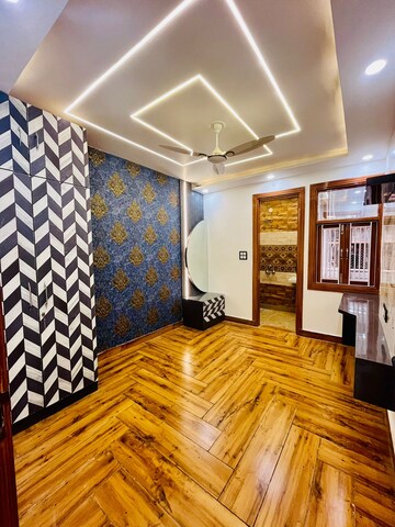 Bedroom in 3 BHK Builder Floor at Dwarka Mor – for Rent