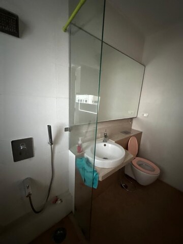Bathroom in 4 BHK Apartment at Imperial Heights Goregaon West, Goregaon West – for Sale