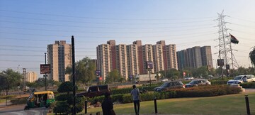  Shop – Exterior View View at M3M Broadway, Sector 71 - for Sale