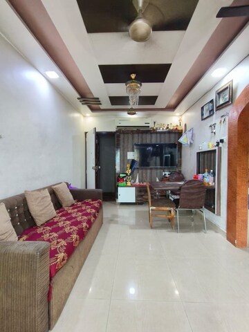 Living Room in 1.5 BHK Apartment at Shanti Dham Apartment, Kalwa – for Sale