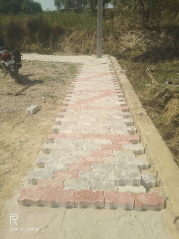  Plot – Exterior View View at Babatpur - for Sale