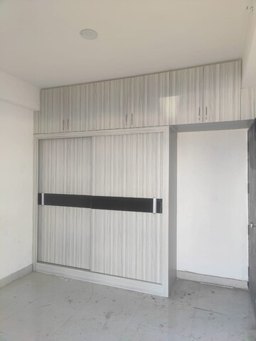 Room in 1.5 BHK Apartment at Signature Global Synera, Sector 81 – for Sale