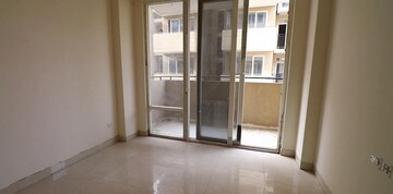 Room in 1.5 BHK Apartment at Signature Global Synera, Sector 81 – for Sale